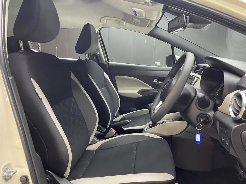 2017 Nissan Micra photo 2