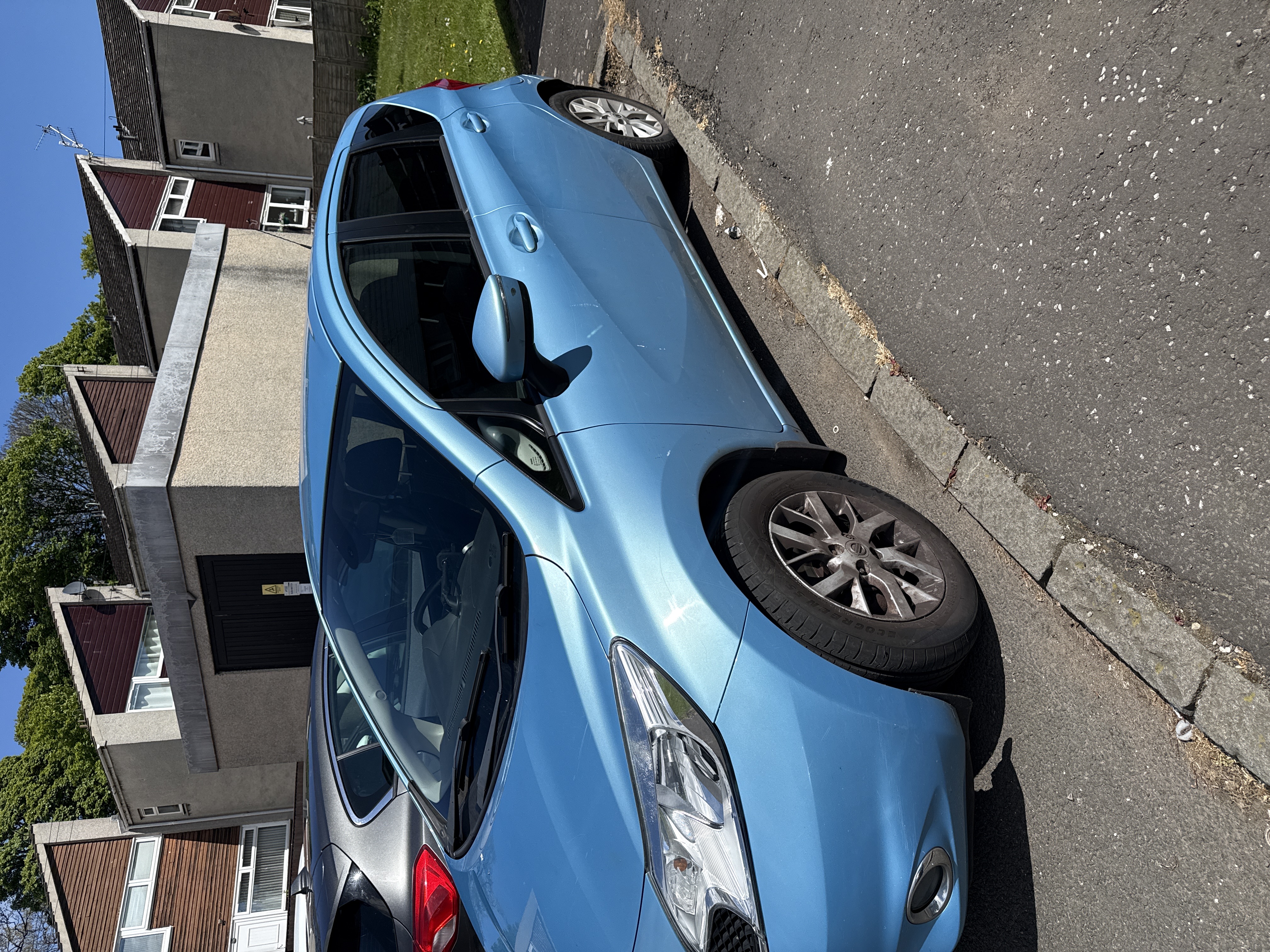 2015 Nissan Note photo 2