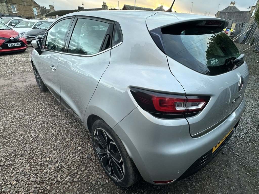 2017 Renault Clio photo 10