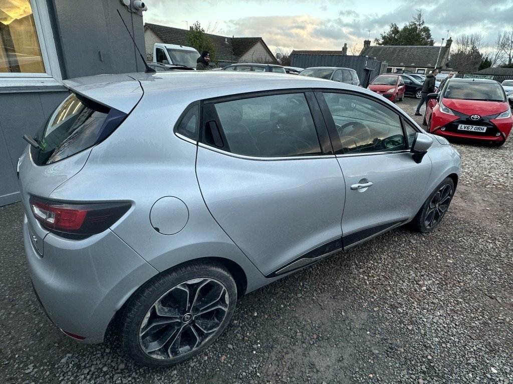 2017 Renault Clio photo 13