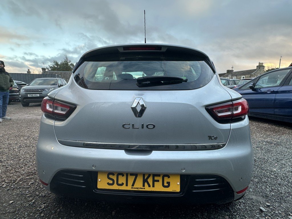 2017 Renault Clio photo 11