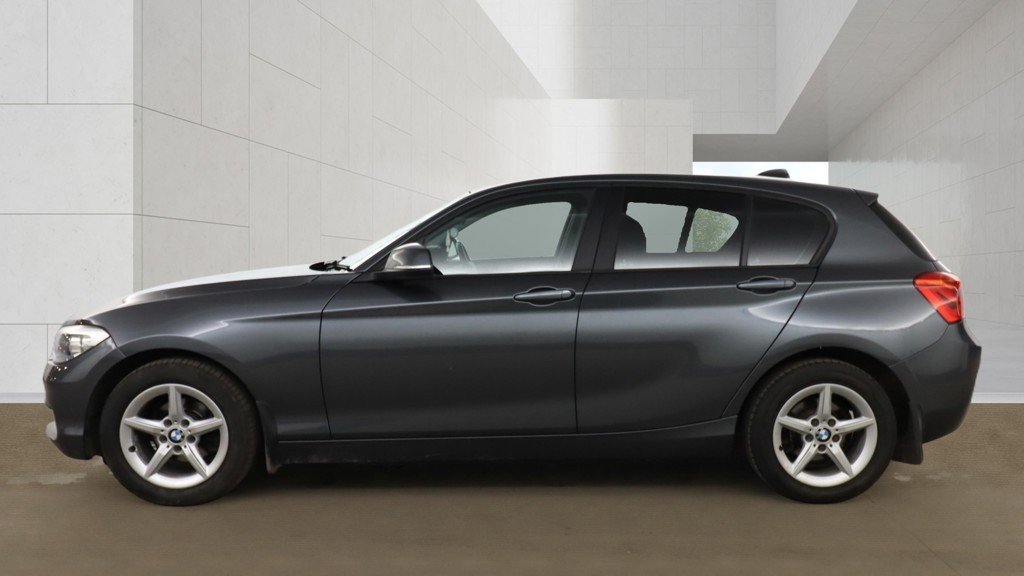 2018 BMW 1 SERIES